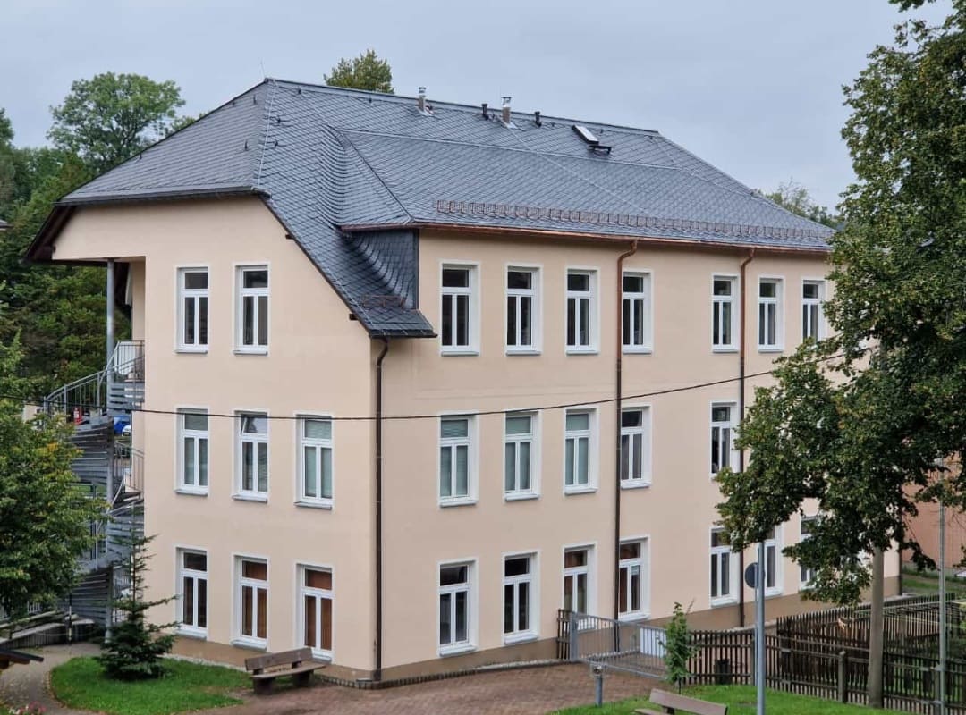 Fassadenbauten Thaleim M und K